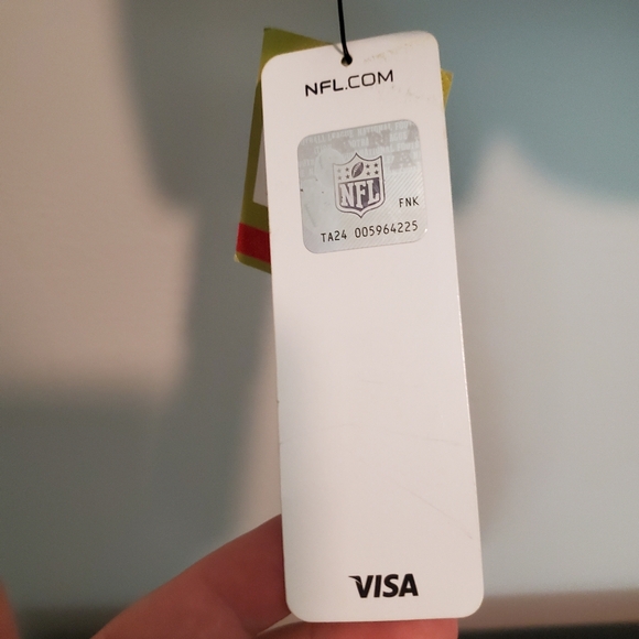 Lady's Steelers Jacket. Medium. NEW WITH TAG - Picture 3 of 3